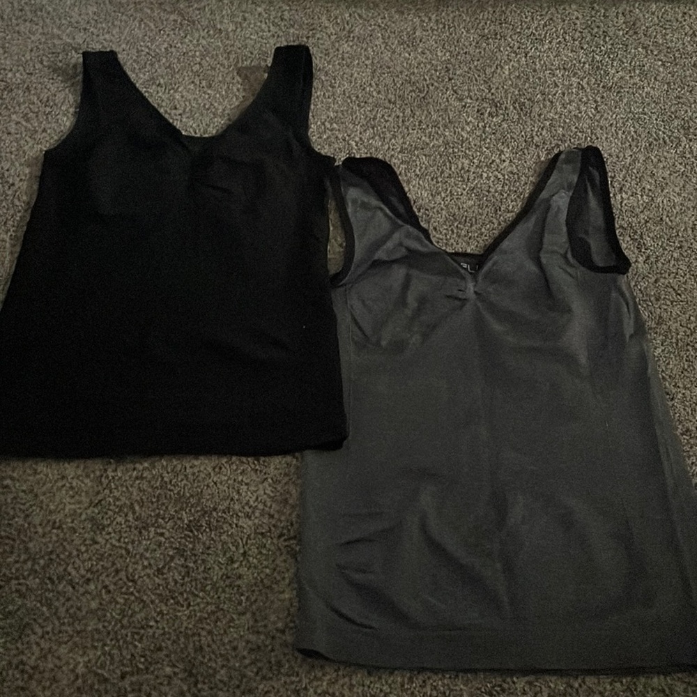 New never worn tank tops  Xl , sold as a set